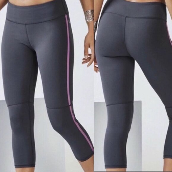 Fabletics Women's EUC Gray Edie Purple Zipper Ankle Cropped Leggings Size Small - Picture 1 of 7